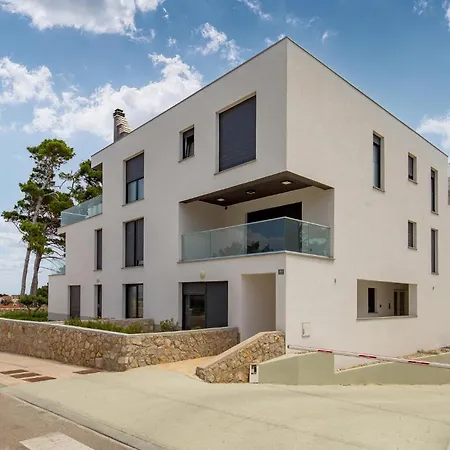Amazing In With Wifi Mali Losinj
