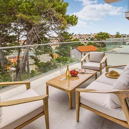 Amazing In With Wifi Mali Losinj