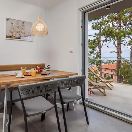 Apartament Front In With Wifi Mali Lošinj